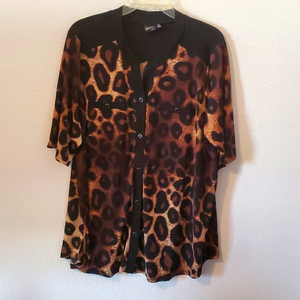 * Leopard patterned short sleeve blouse with faux button front 3X